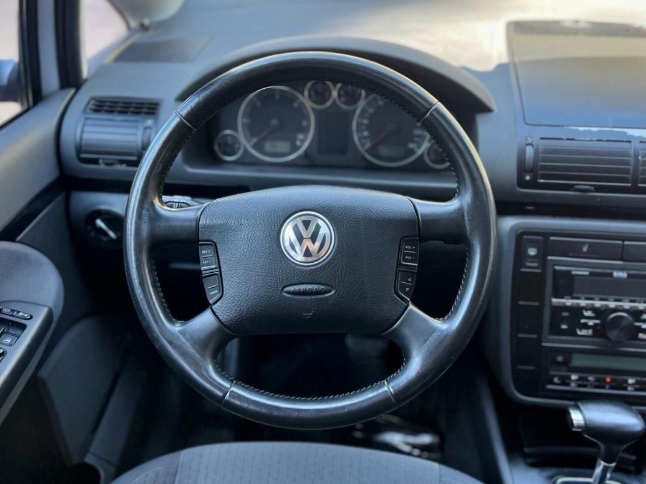 Volkswagen Sharan Usado en Mendoza, deRuedas