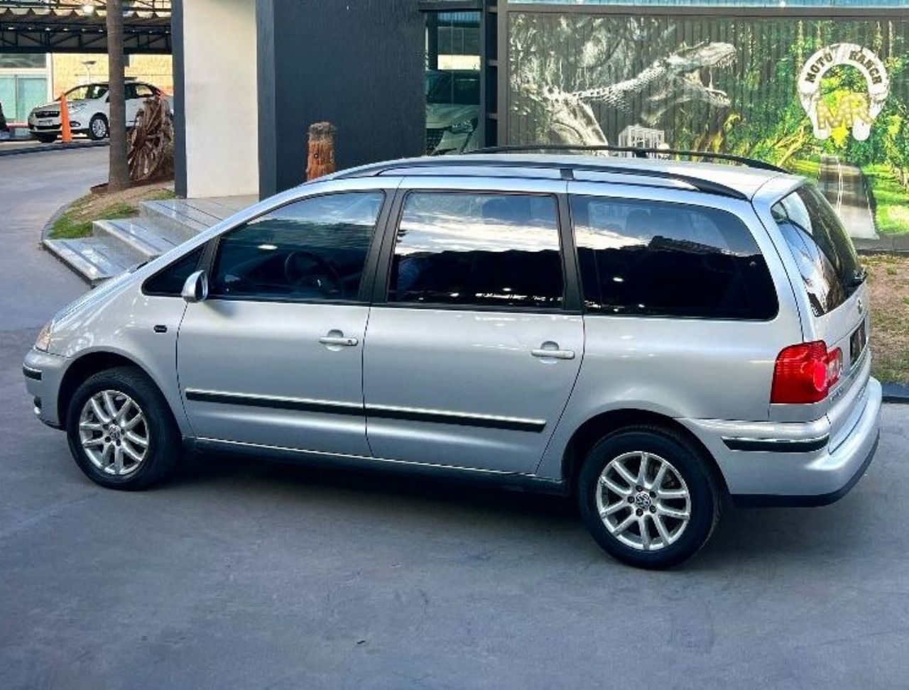 Volkswagen Sharan Usado en Córdoba, deRuedas