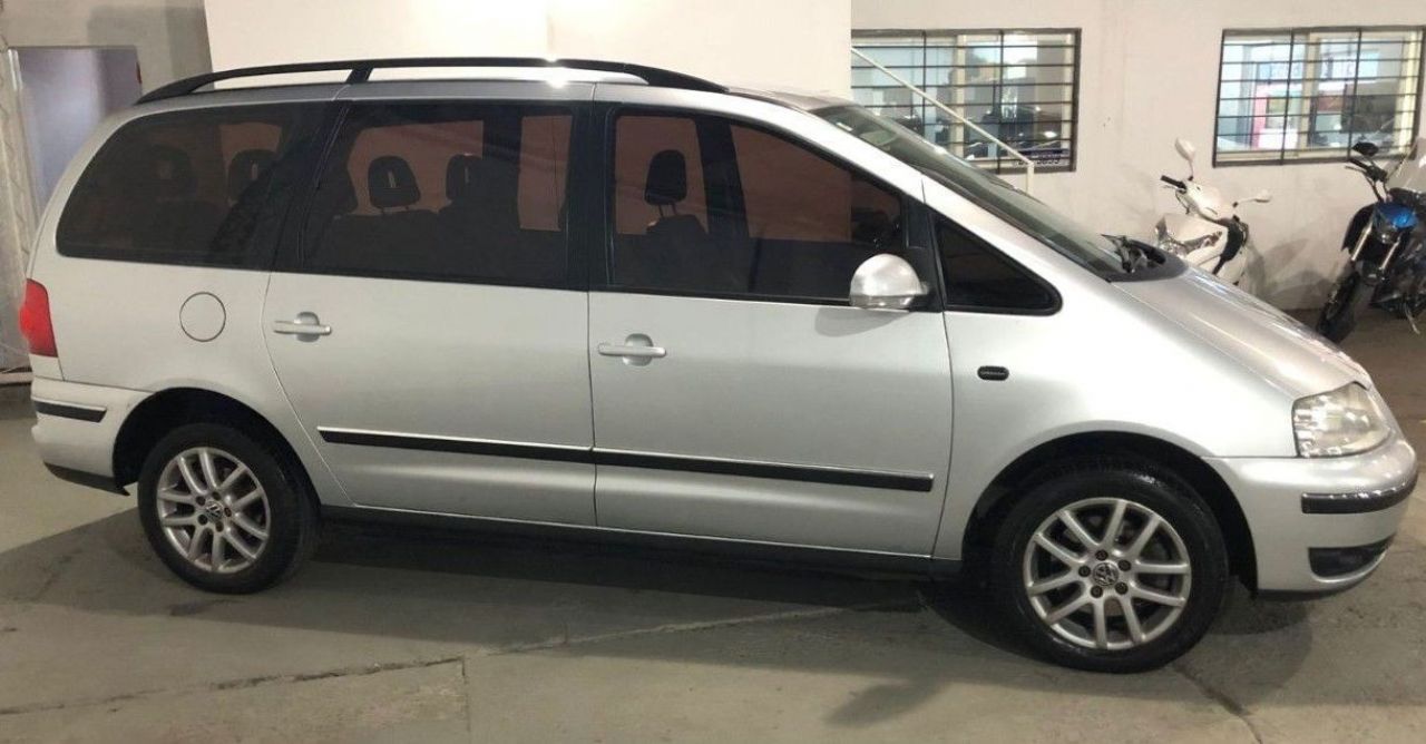 Volkswagen Sharan Usado en Córdoba, deRuedas