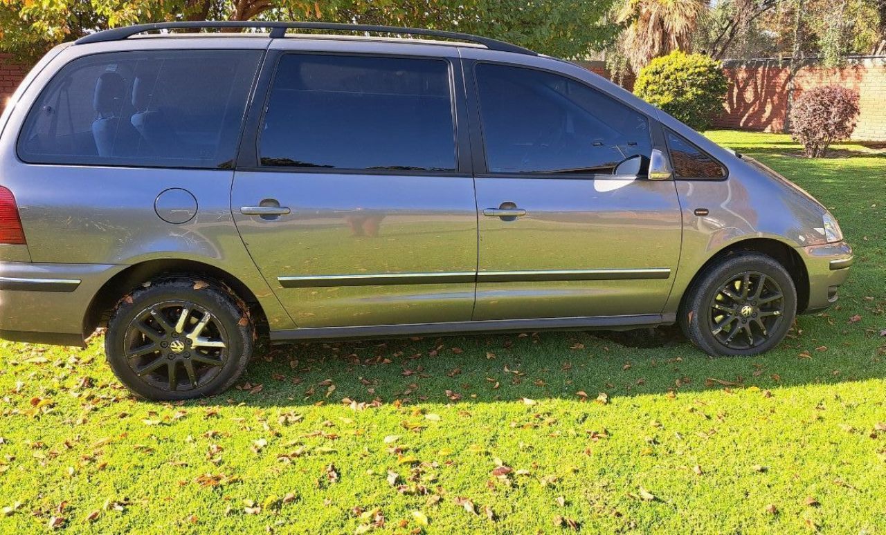 Volkswagen Sharan Usado en Mendoza, deRuedas