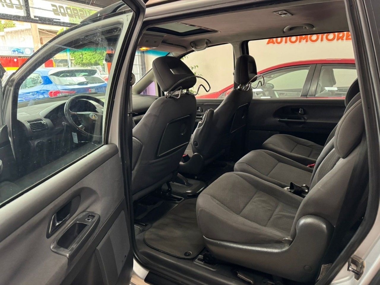 Volkswagen Sharan Usado en Córdoba, deRuedas