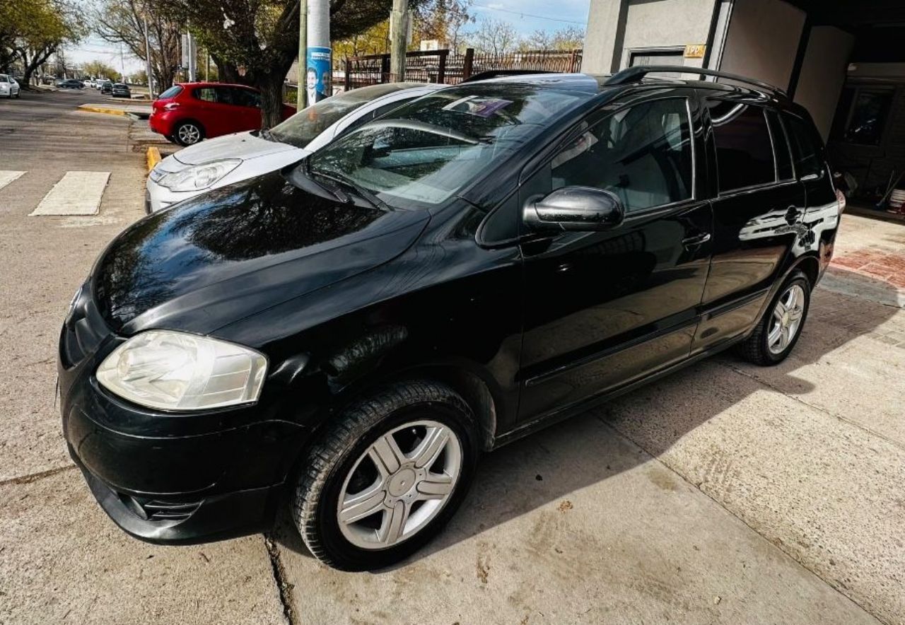 Volkswagen Suran Usado en Mendoza, deRuedas