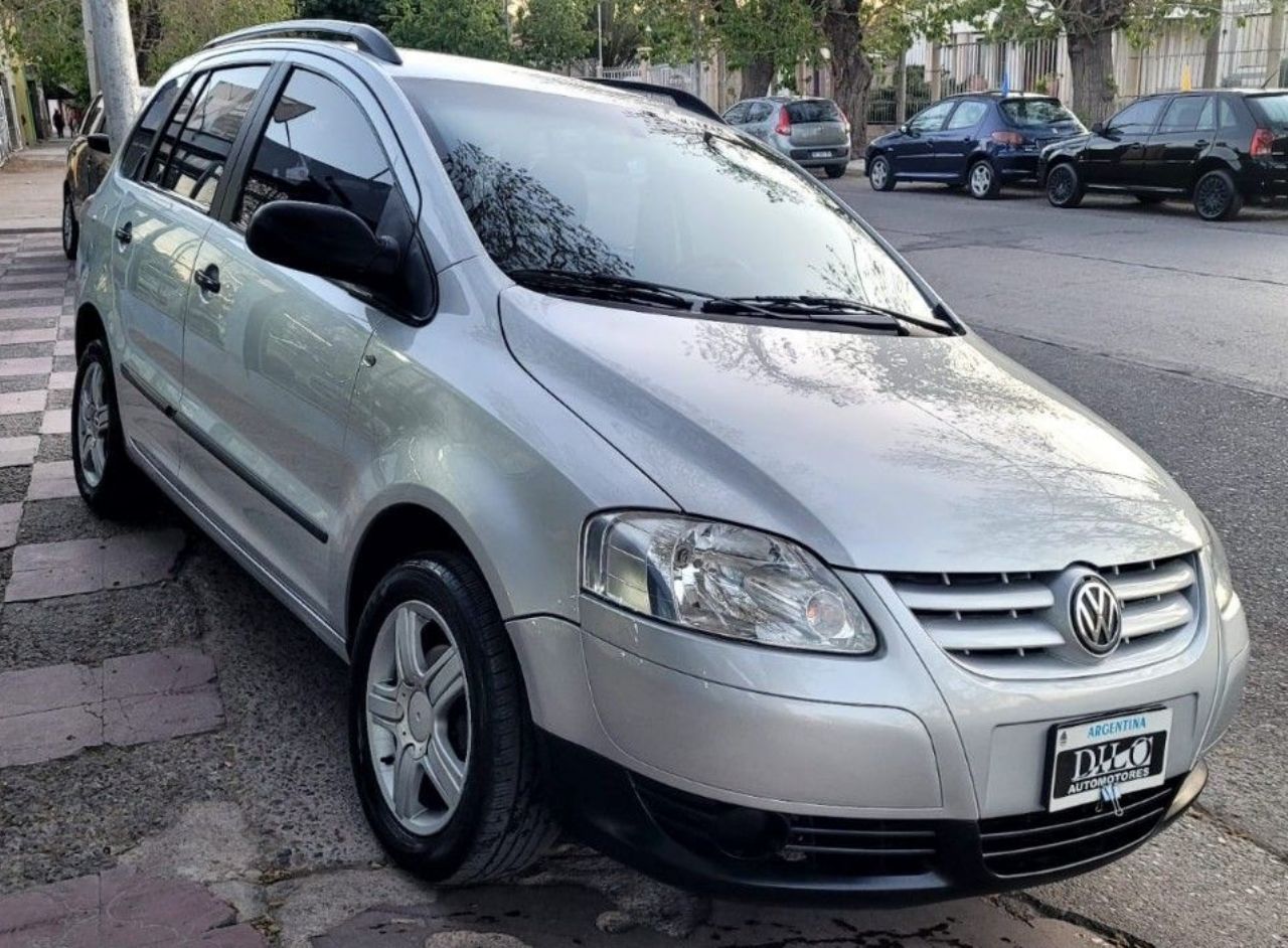 Volkswagen Suran Usado en Mendoza, deRuedas