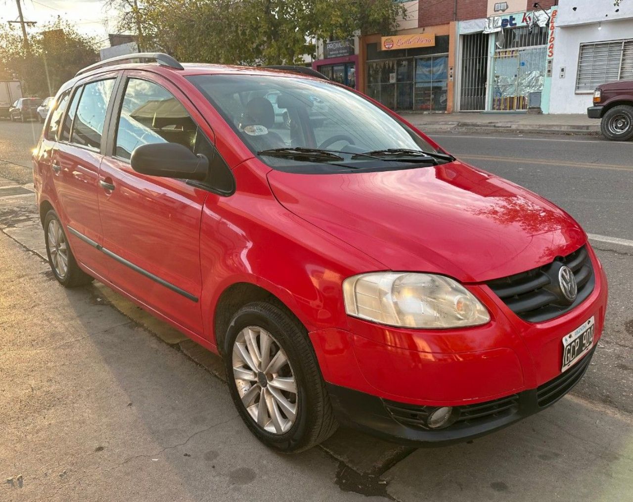 Volkswagen Suran Usado en San Juan, deRuedas