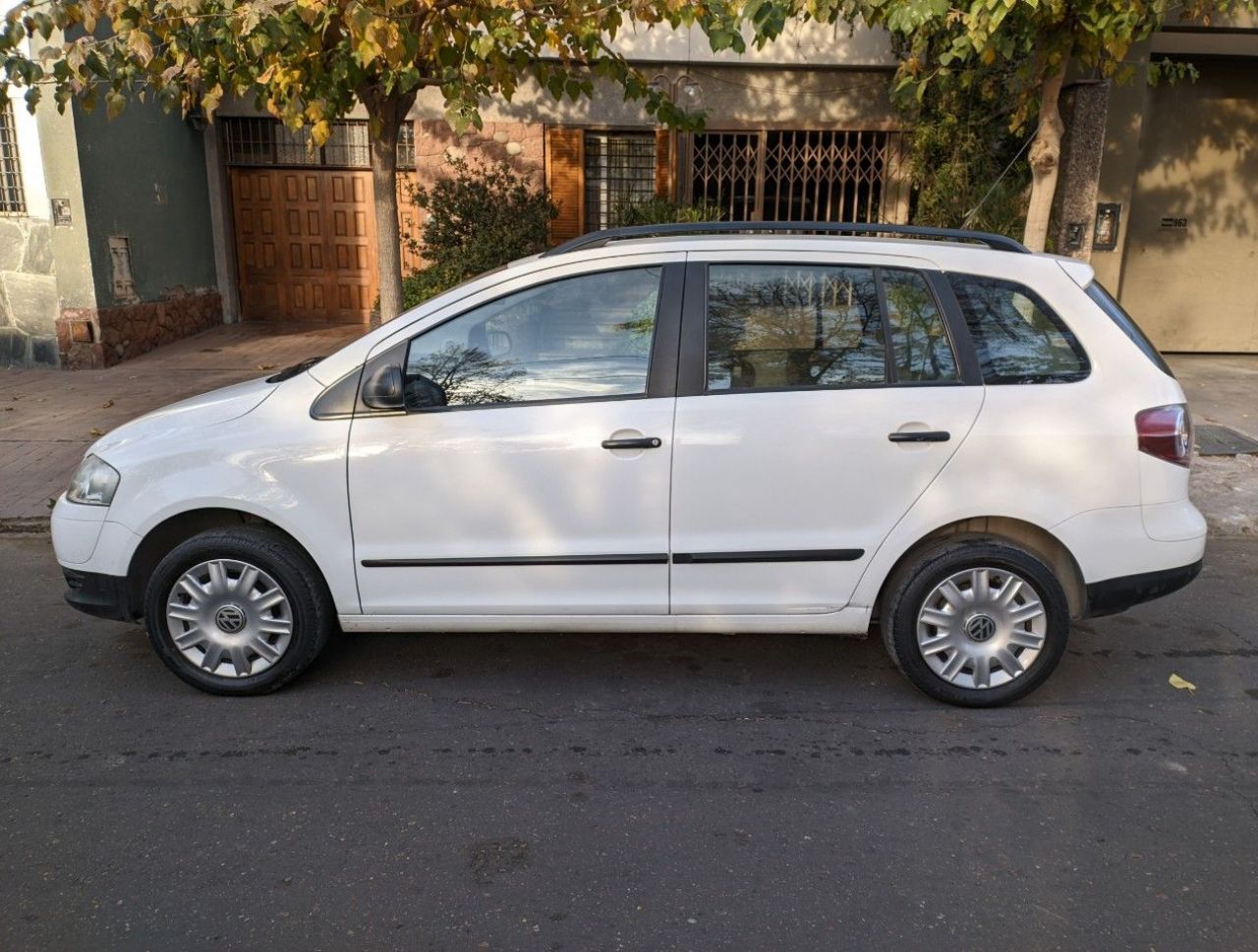 Volkswagen Suran Usado en Mendoza, deRuedas