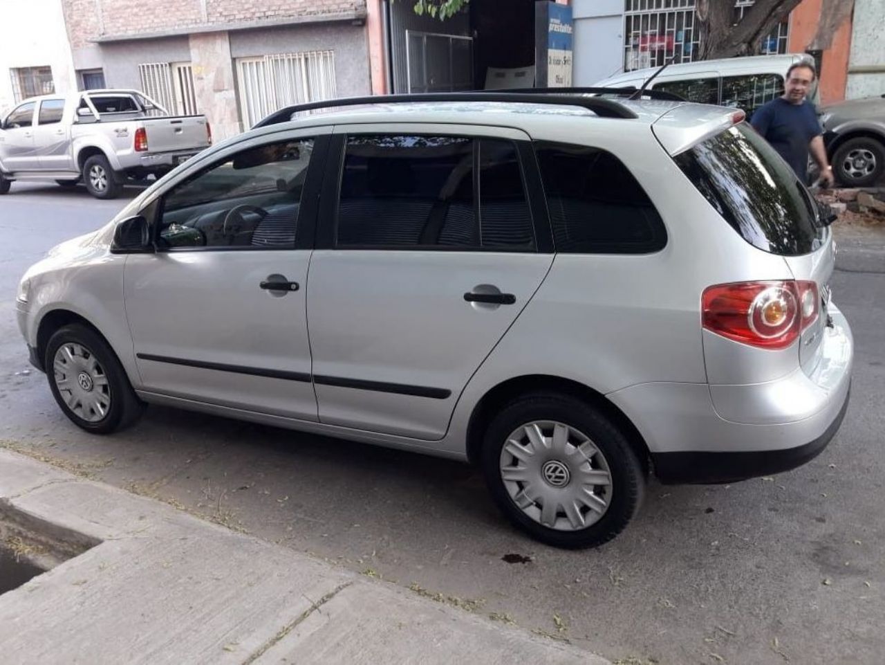 Volkswagen Suran Usado en Mendoza, deRuedas