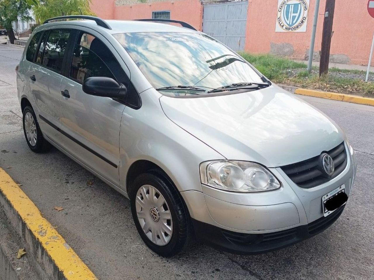 Volkswagen Suran Usado en Mendoza, deRuedas