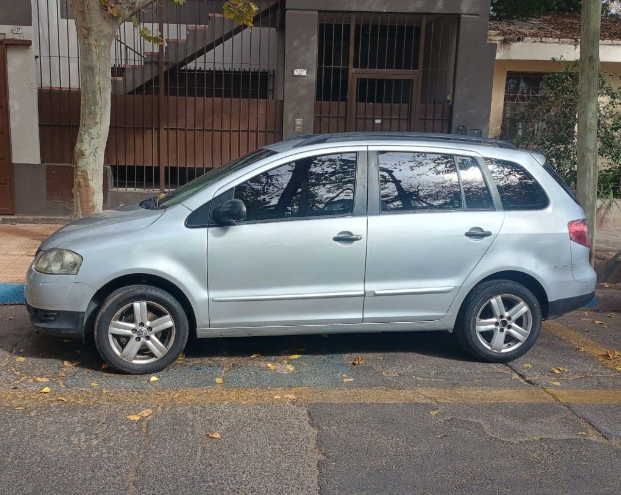 Volkswagen Suran Usado en Mendoza, deRuedas