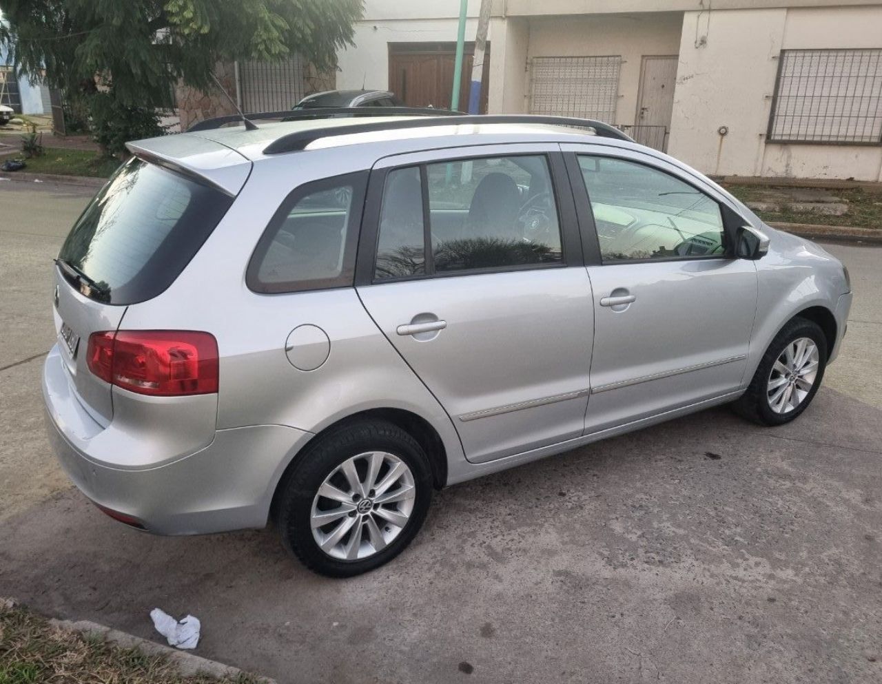 Volkswagen Suran Usado en Buenos Aires, deRuedas