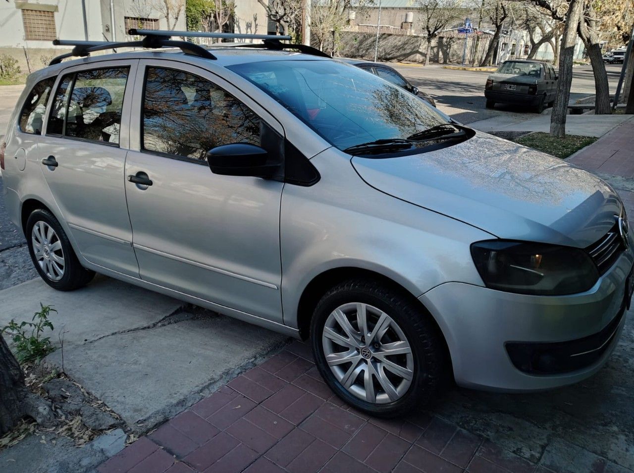 Volkswagen Suran Usado en Mendoza, deRuedas