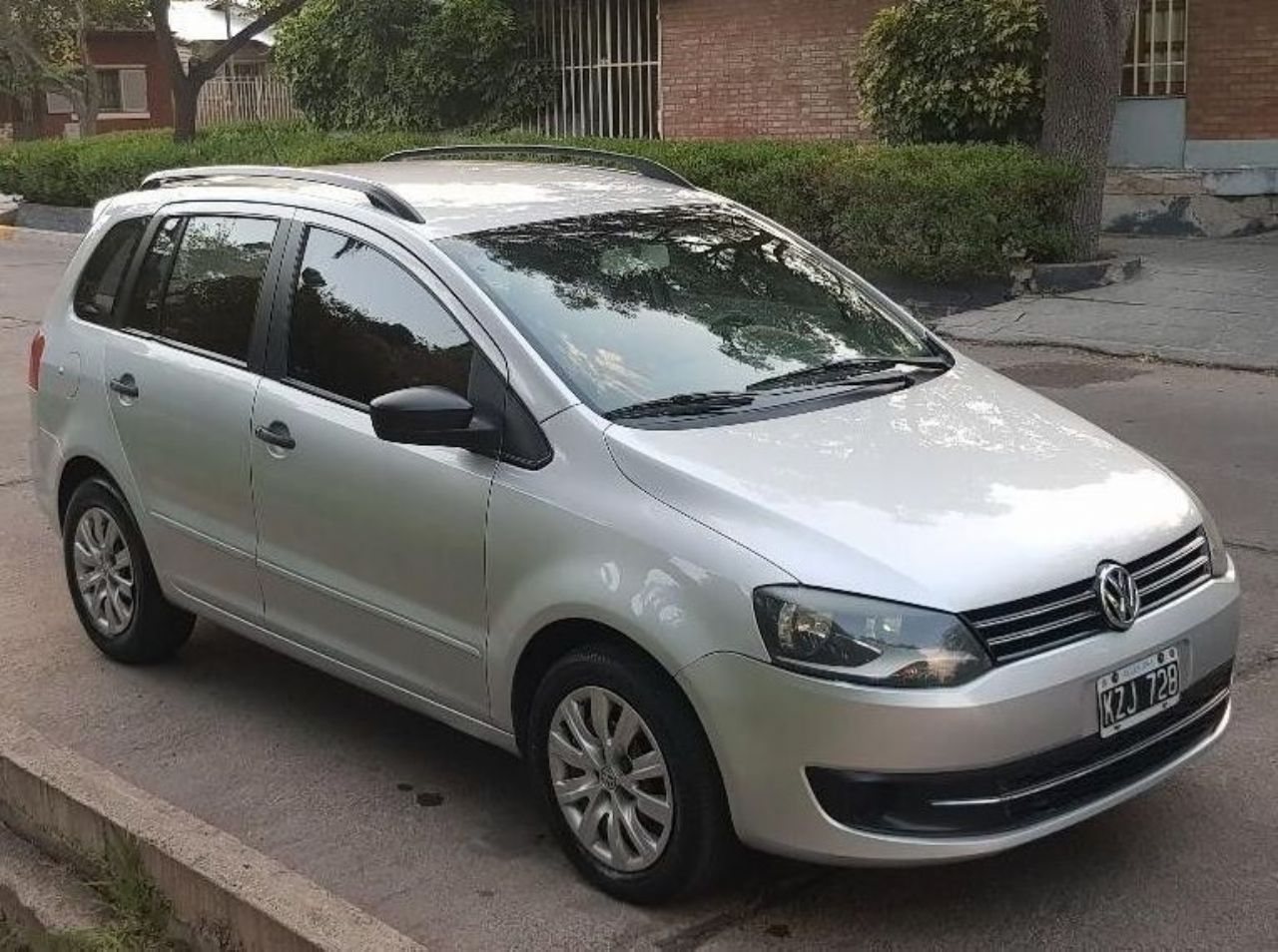 Volkswagen Suran Usado en Mendoza, deRuedas