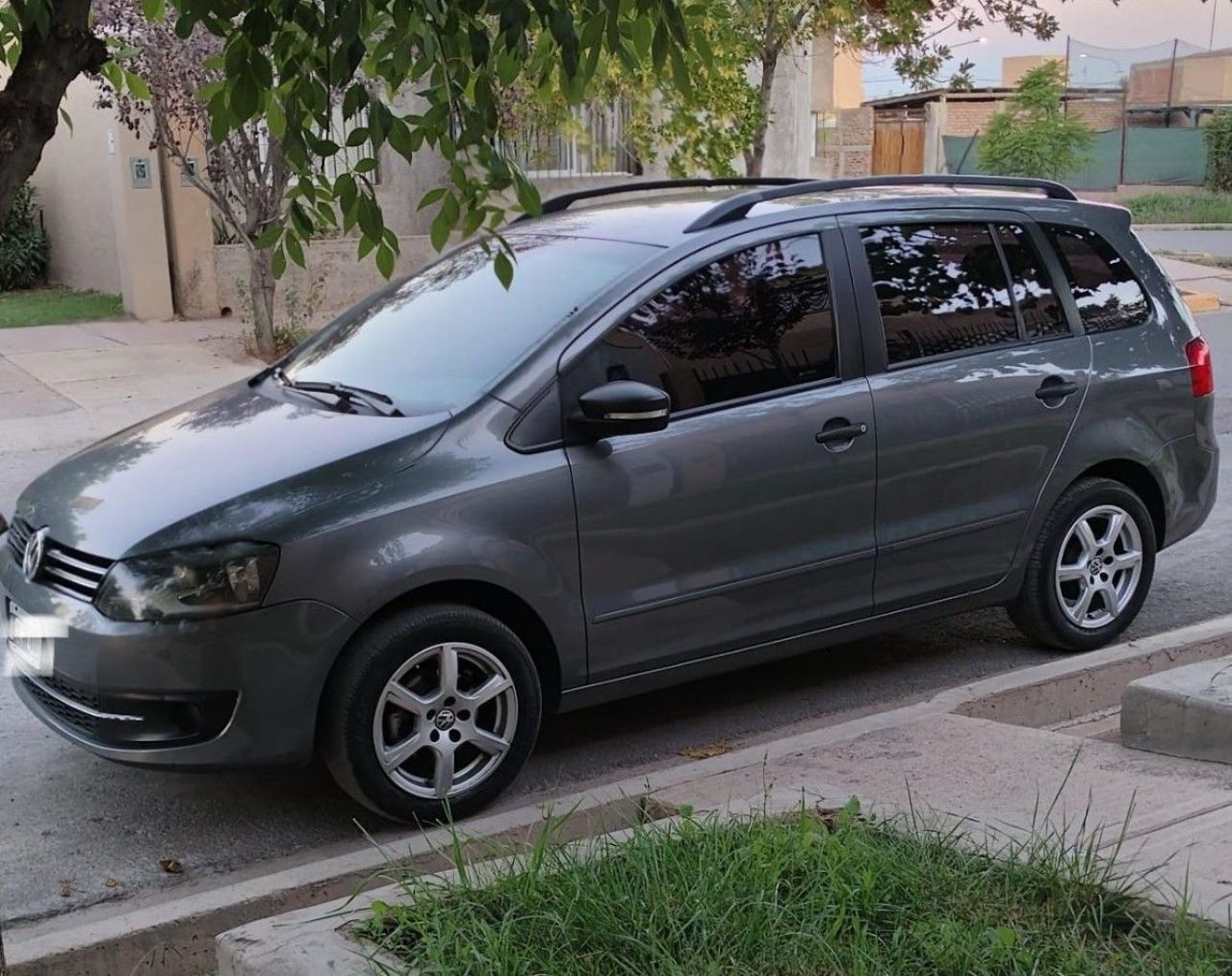 Volkswagen Suran Usado en Mendoza, deRuedas
