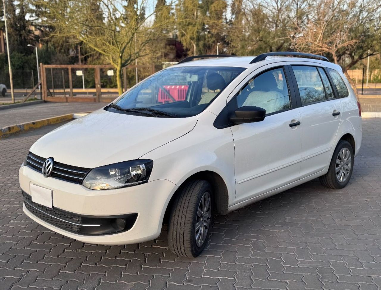 Volkswagen Suran Usado en Mendoza, deRuedas