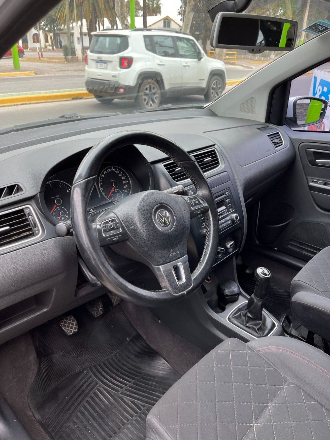 Volkswagen Suran Usado en Mendoza, deRuedas