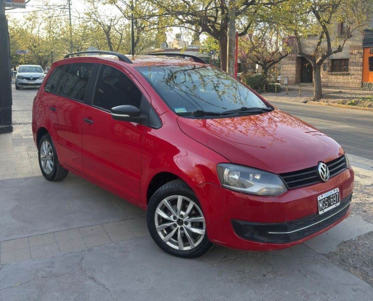 Volkswagen Suran Usado Financiado en Mendoza, deRuedas