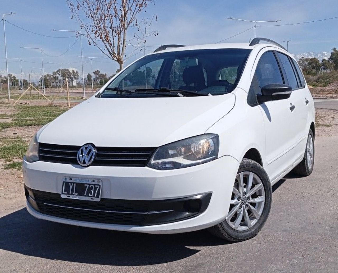Volkswagen Suran Usado en Mendoza, deRuedas