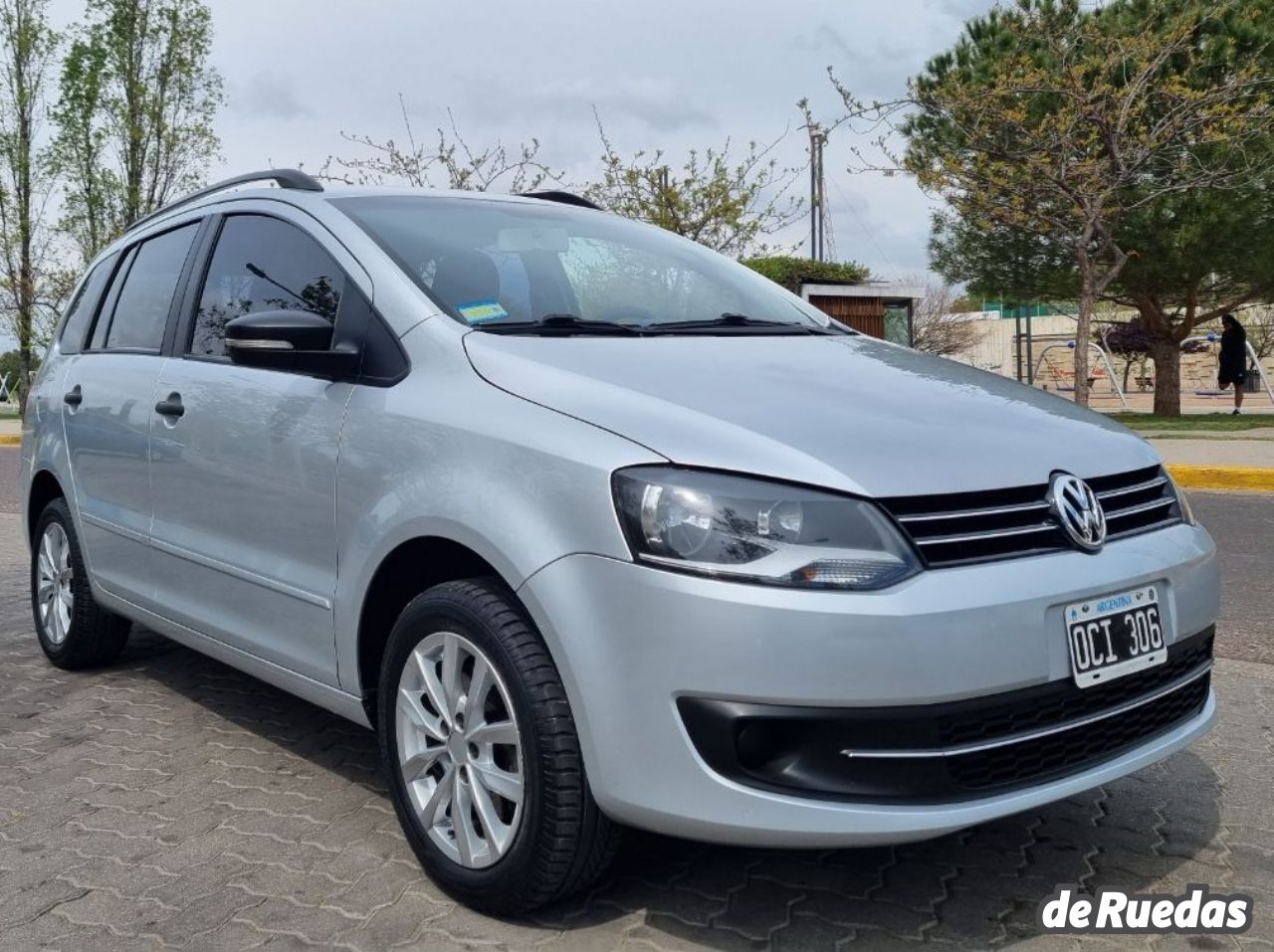 Volkswagen Suran Usado en Mendoza, deRuedas