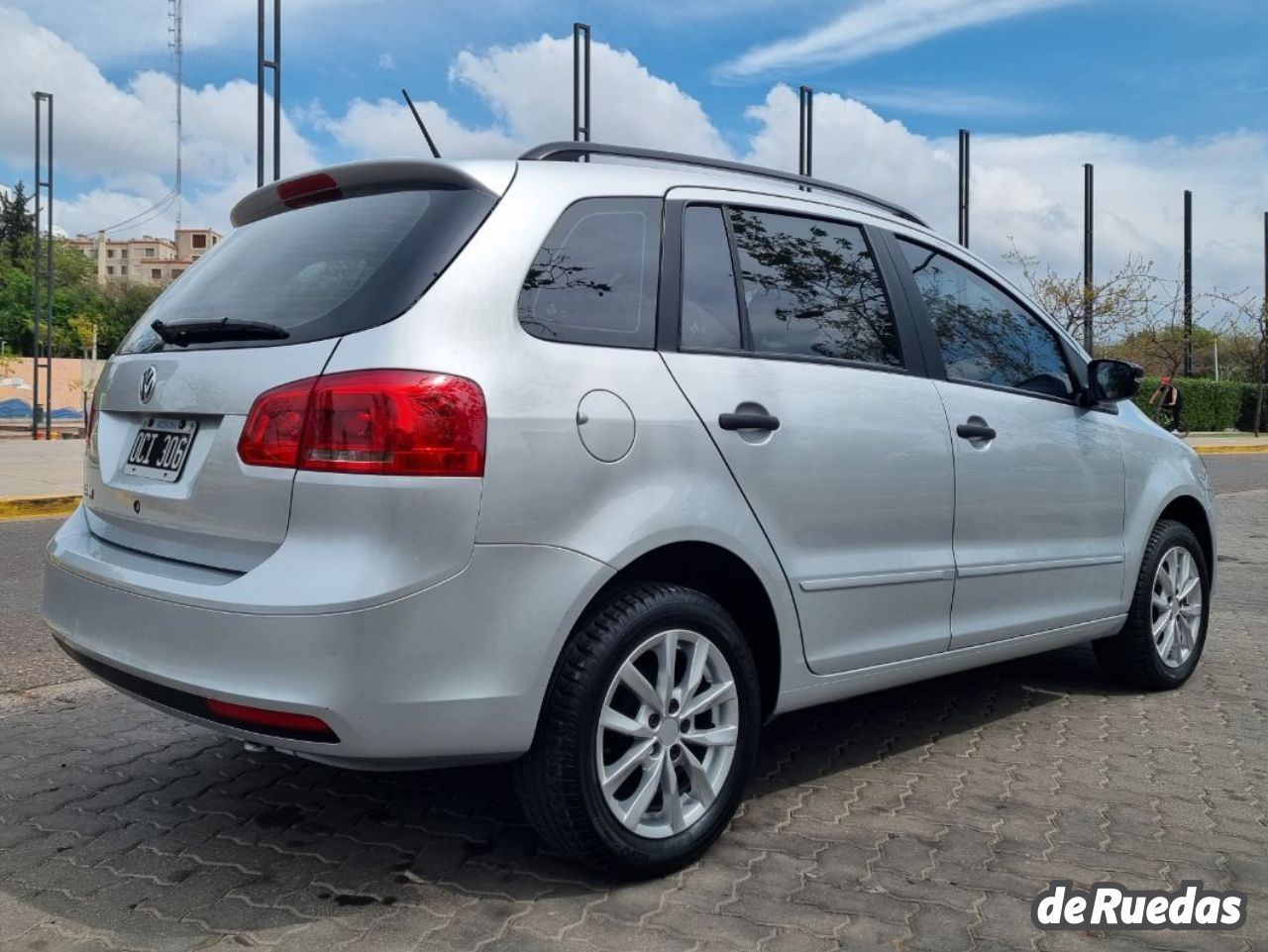 Volkswagen Suran Usado en Mendoza, deRuedas