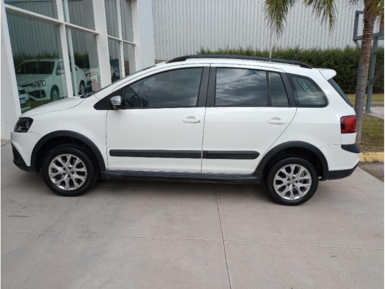 Volkswagen Suran Usado en San Juan, deRuedas