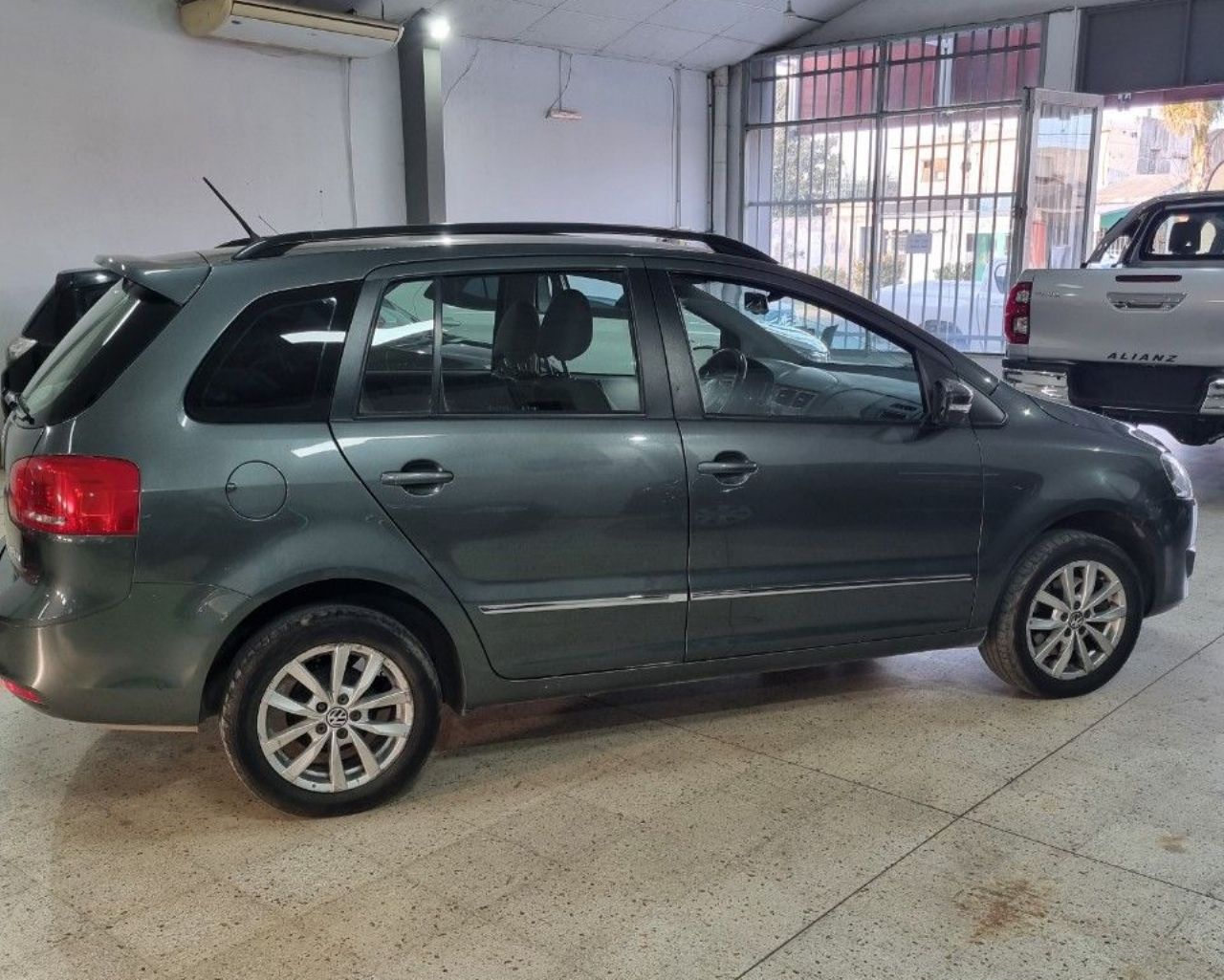 Volkswagen Suran Usado Financiado en San Luis, deRuedas