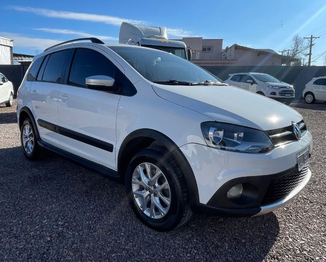 Volkswagen Suran Usado Financiado en Mendoza, deRuedas