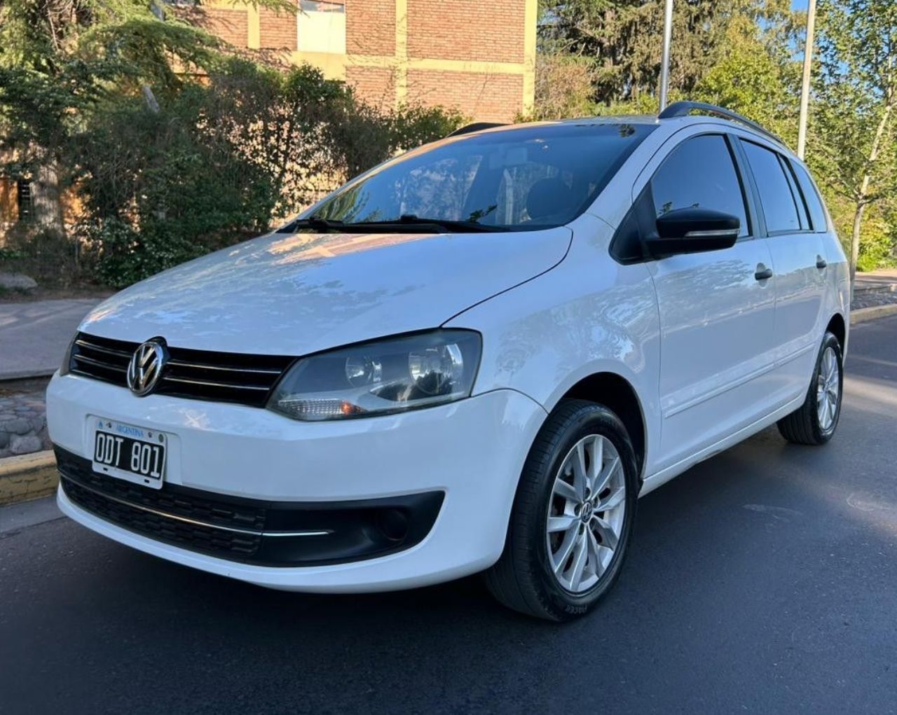 Volkswagen Suran Usado Financiado en Mendoza, deRuedas
