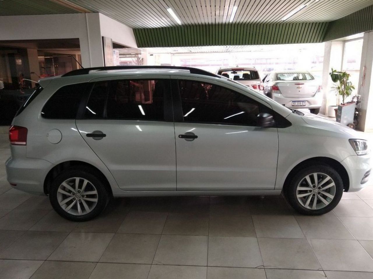 Volkswagen Suran Usado en Mendoza, deRuedas