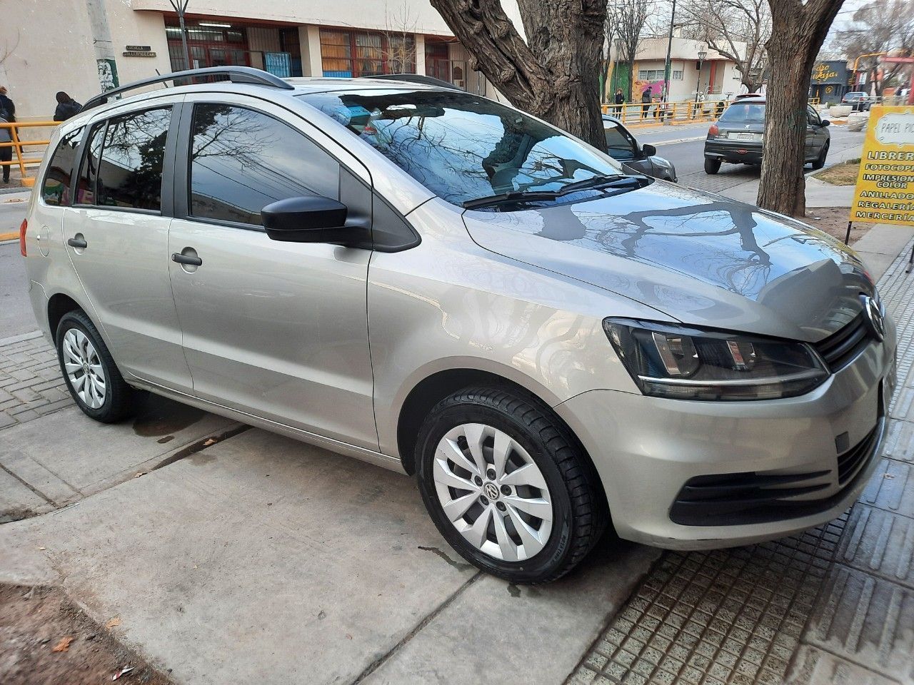 Volkswagen Suran Usado en Mendoza, deRuedas