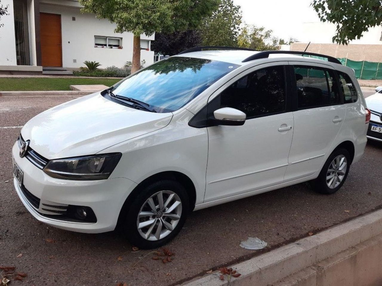 Volkswagen Suran Usado en Mendoza, deRuedas