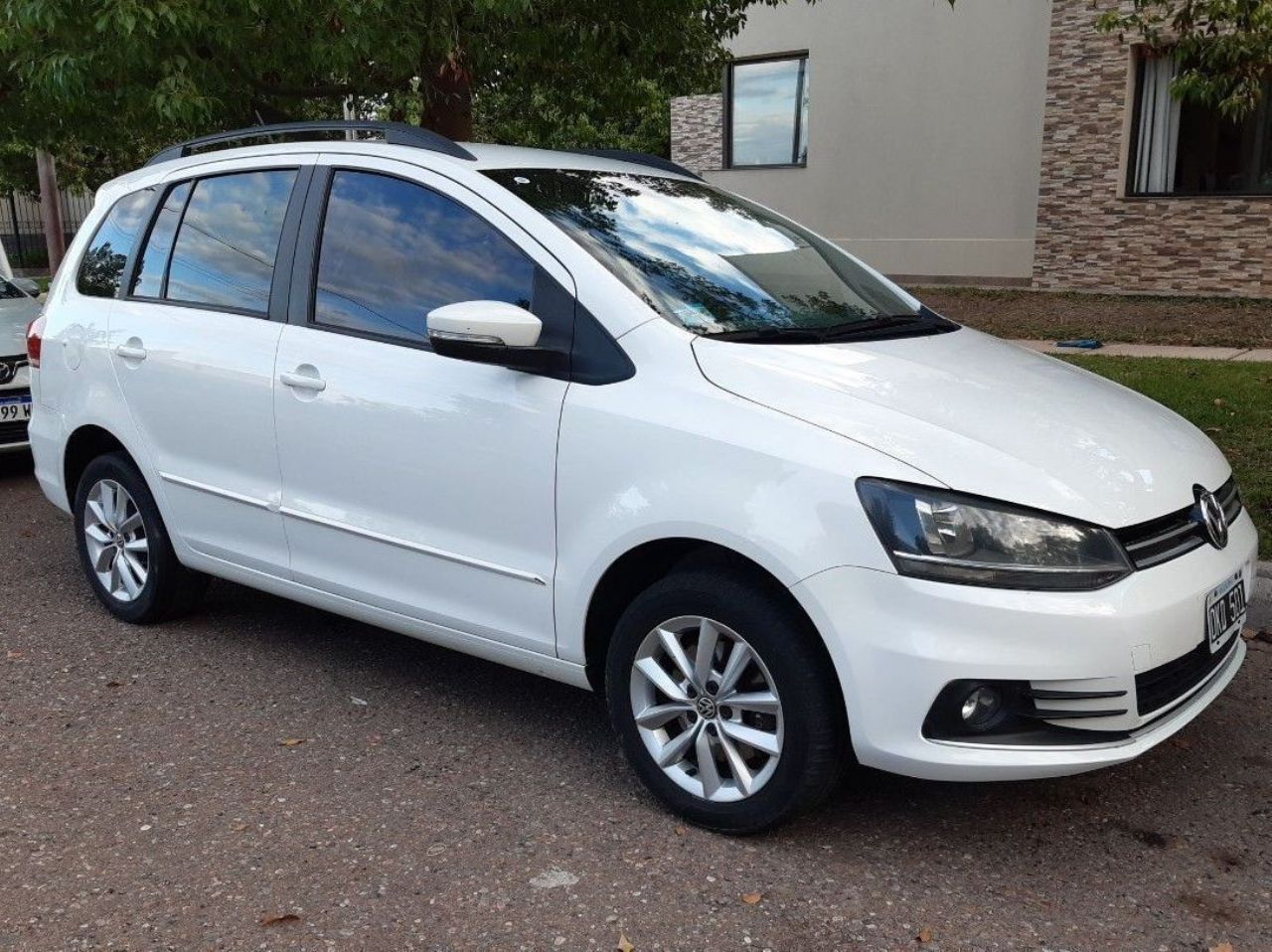 Volkswagen Suran Usado en Mendoza, deRuedas