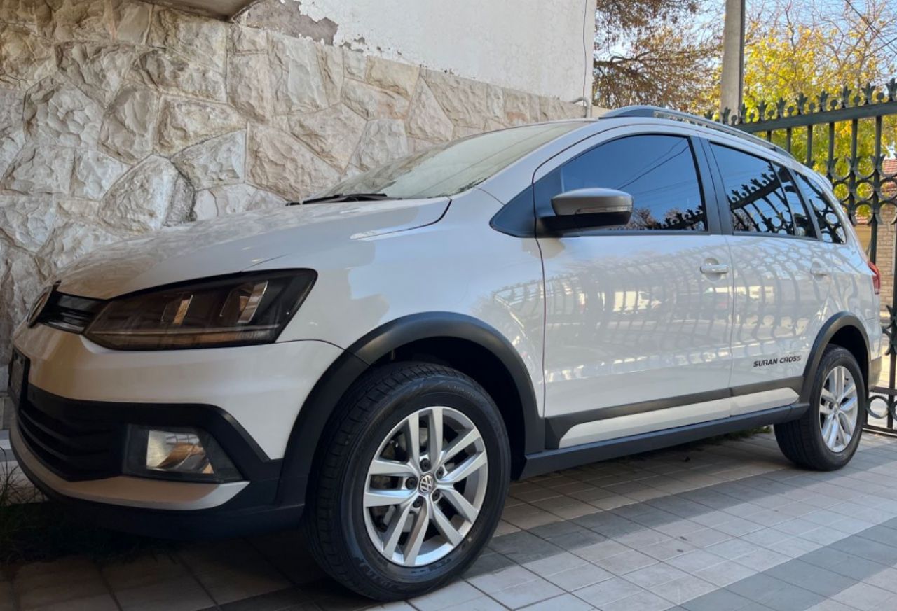 Volkswagen Suran Usado en Mendoza, deRuedas