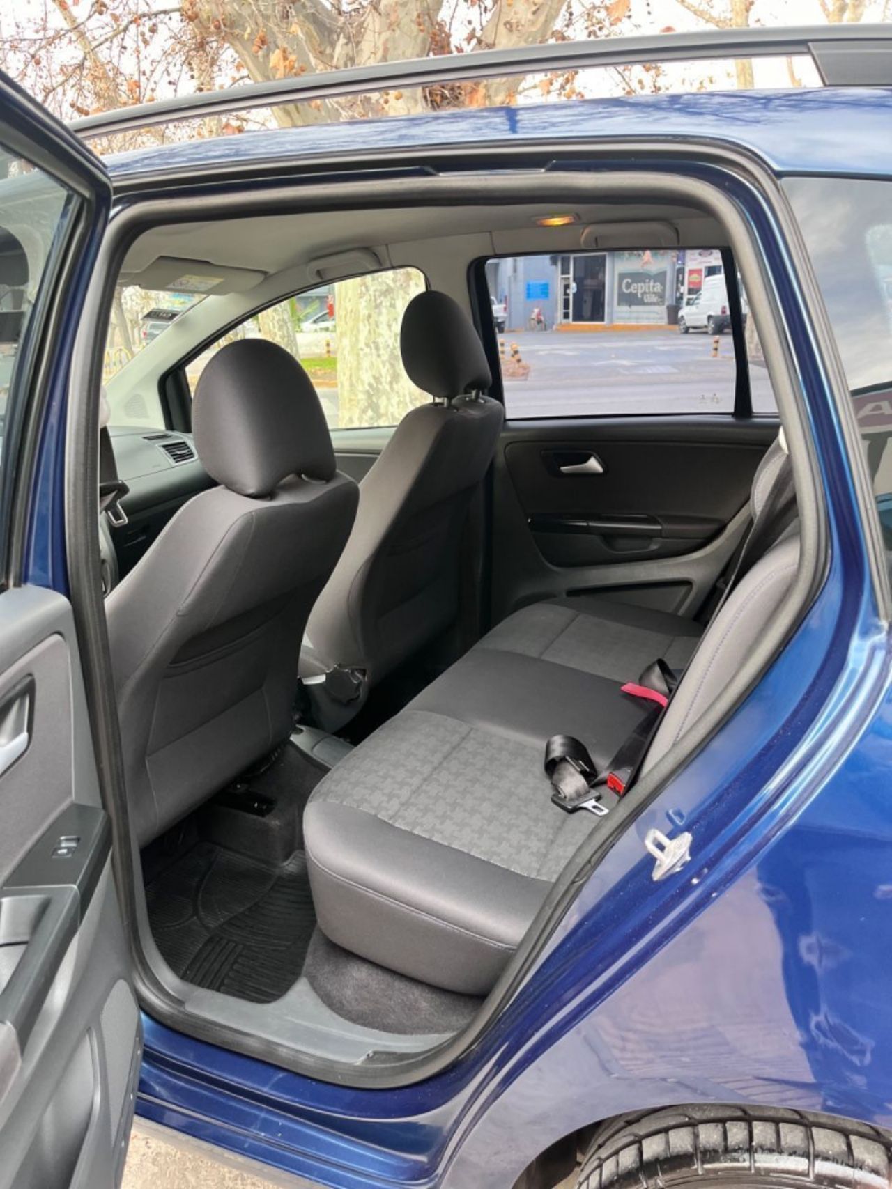 Volkswagen Suran Usado en Mendoza, deRuedas