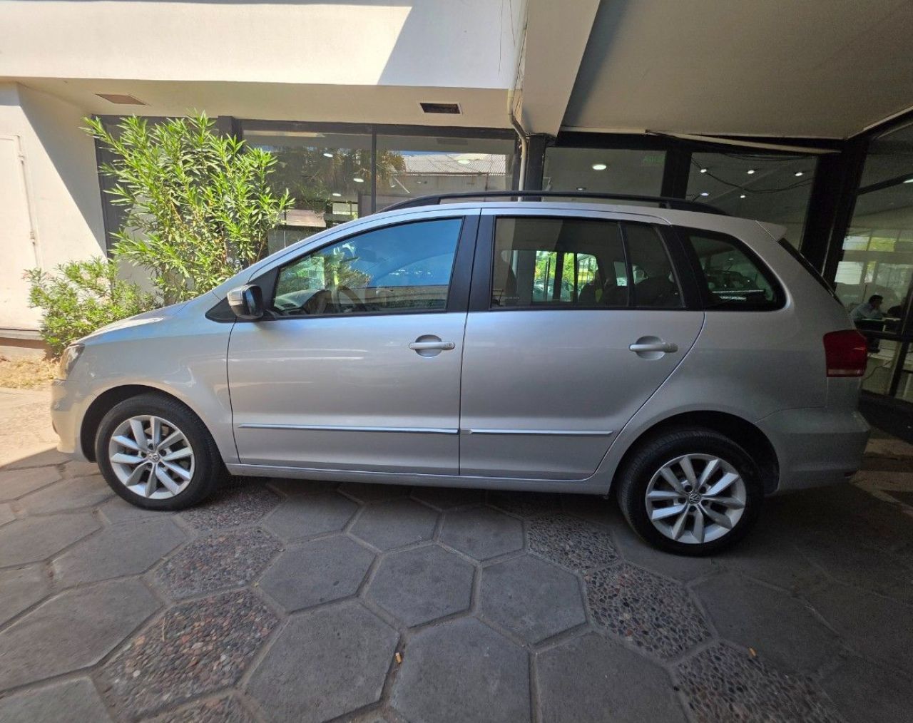 Volkswagen Suran Usado en Mendoza, deRuedas