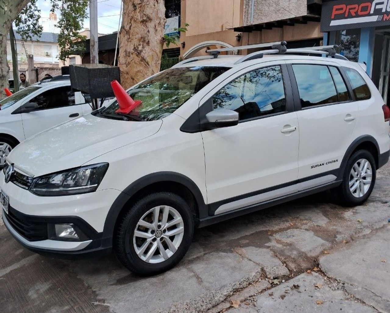 Volkswagen Suran Usado Financiado en Mendoza, deRuedas