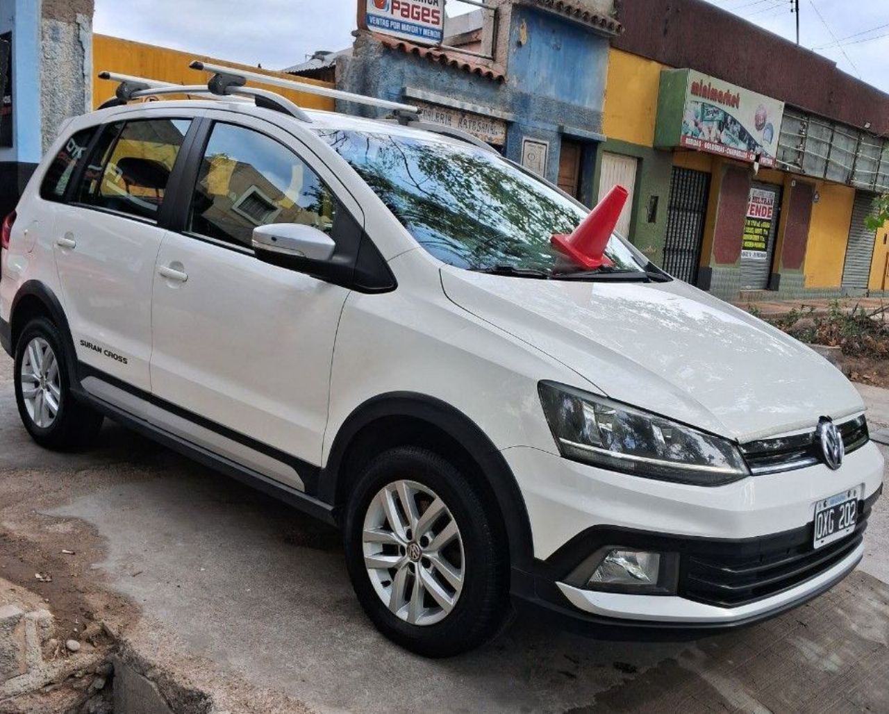 Volkswagen Suran Usado Financiado en Mendoza, deRuedas