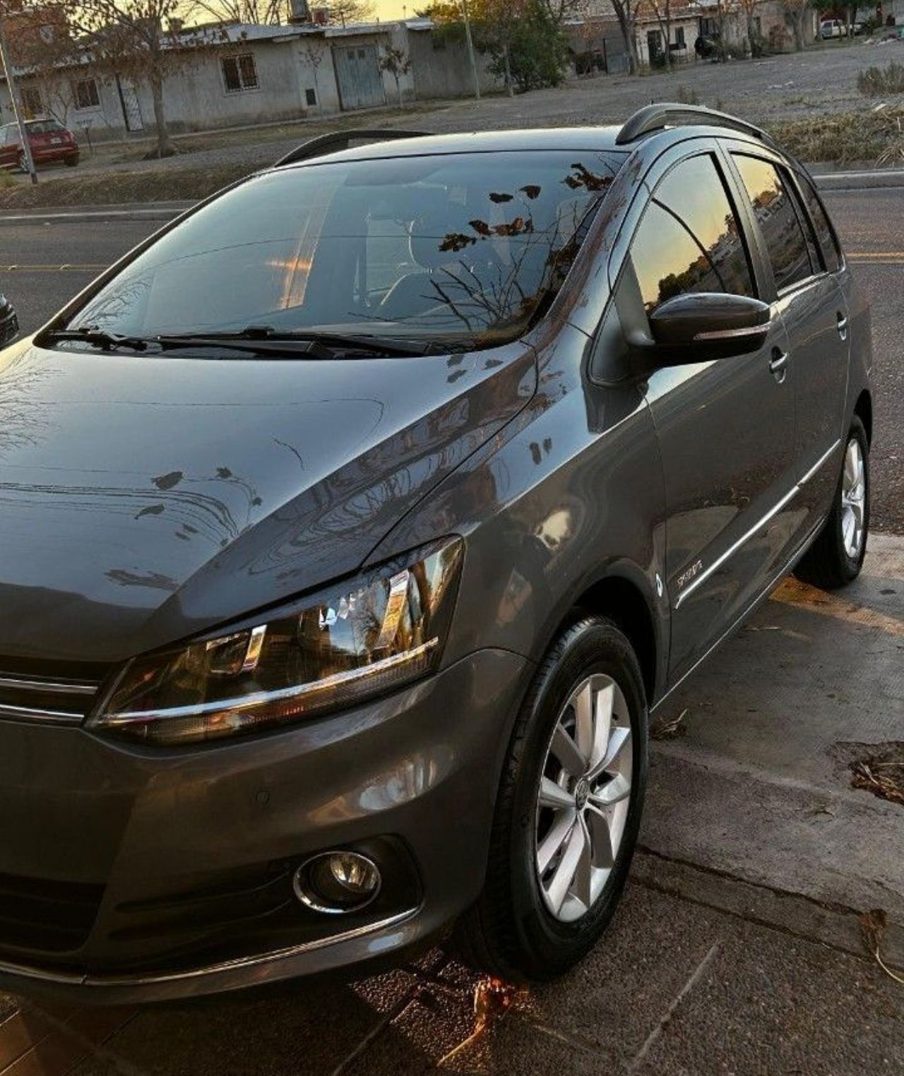 Volkswagen Suran Usado en Mendoza, deRuedas