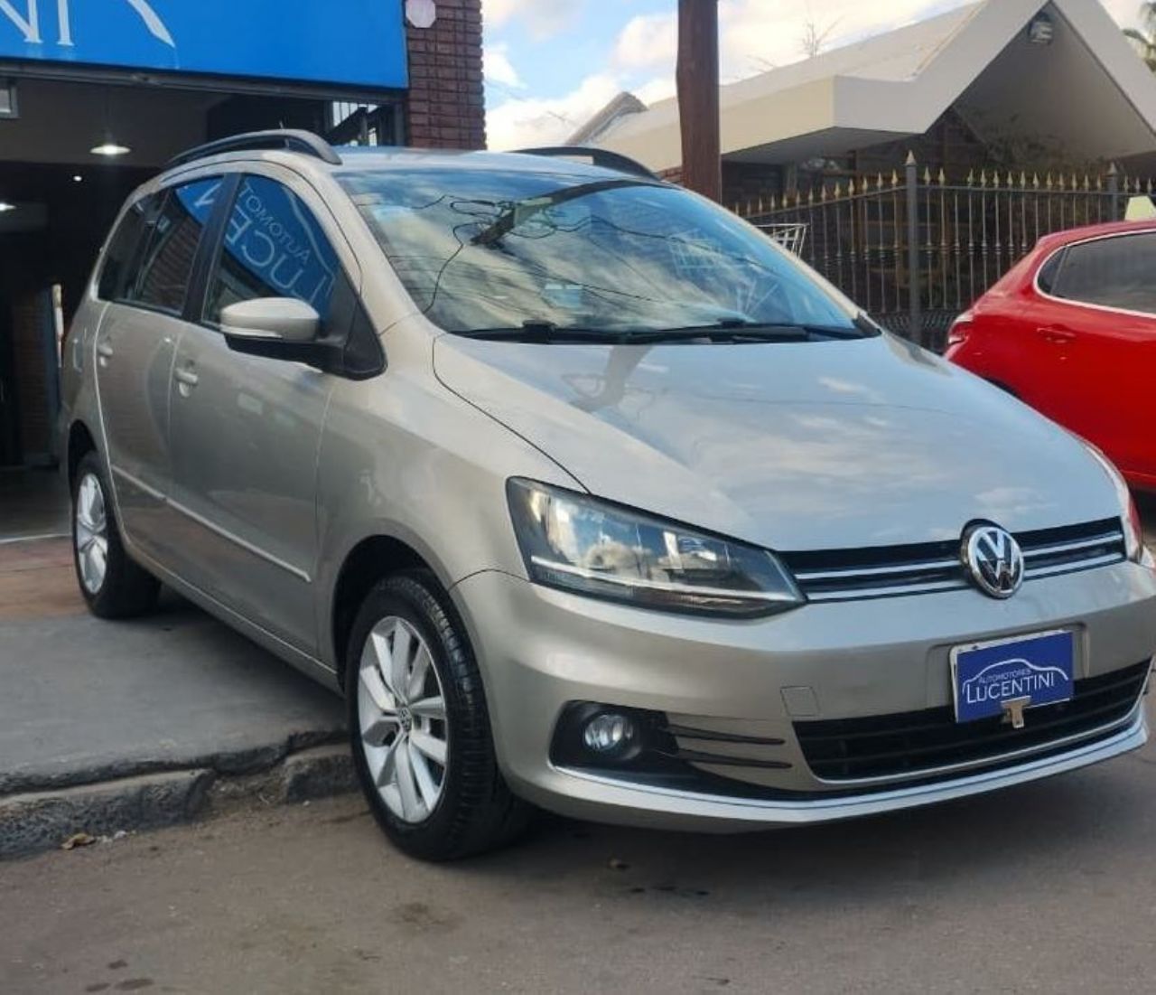 Volkswagen Suran Usado Financiado en Mendoza, deRuedas
