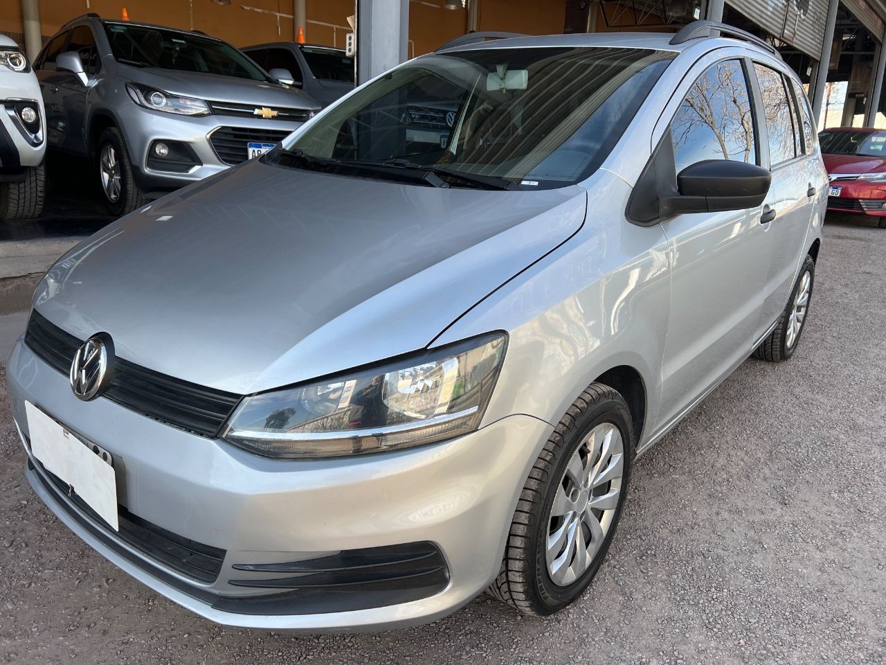 Volkswagen Suran Usado Financiado en Mendoza, deRuedas
