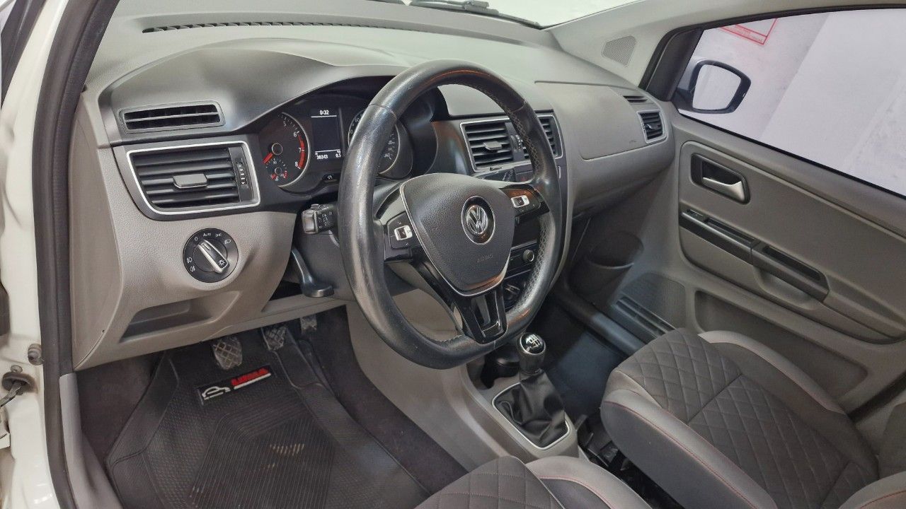 Volkswagen Suran Usado Financiado en Mendoza, deRuedas
