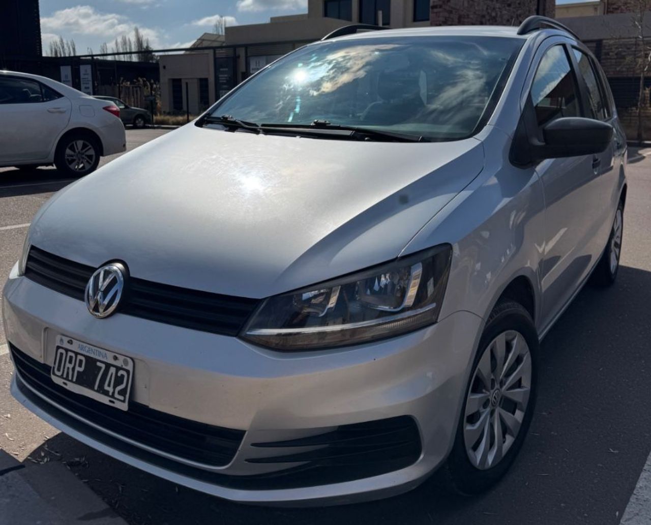 Volkswagen Suran Usado en Mendoza, deRuedas