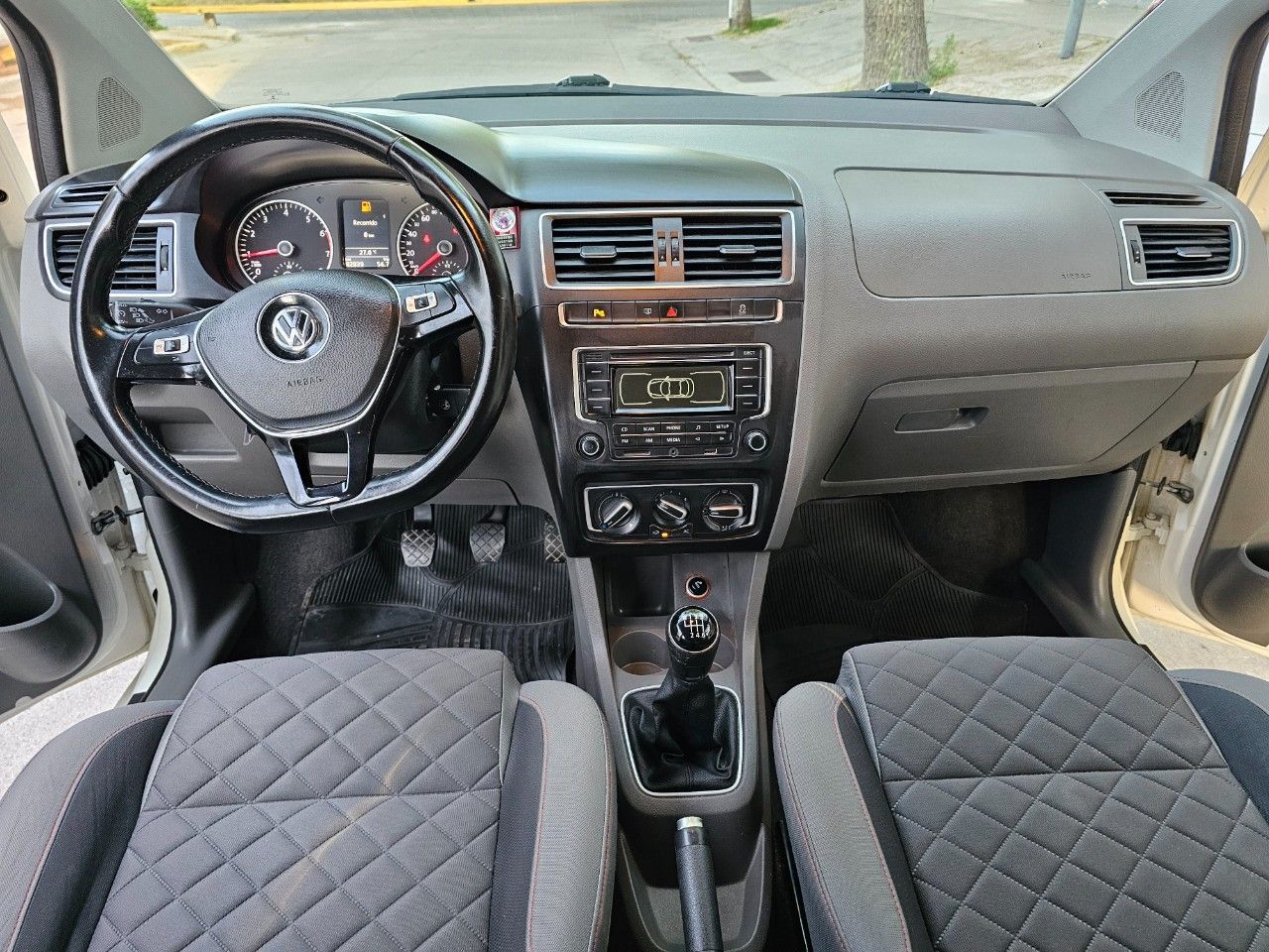 Volkswagen Suran Usado en Mendoza, deRuedas