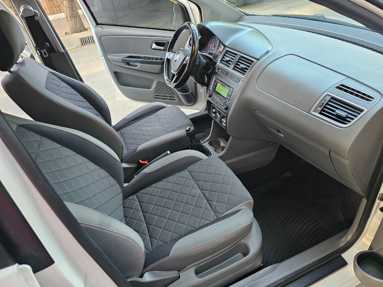 Volkswagen Suran Usado en Mendoza, deRuedas