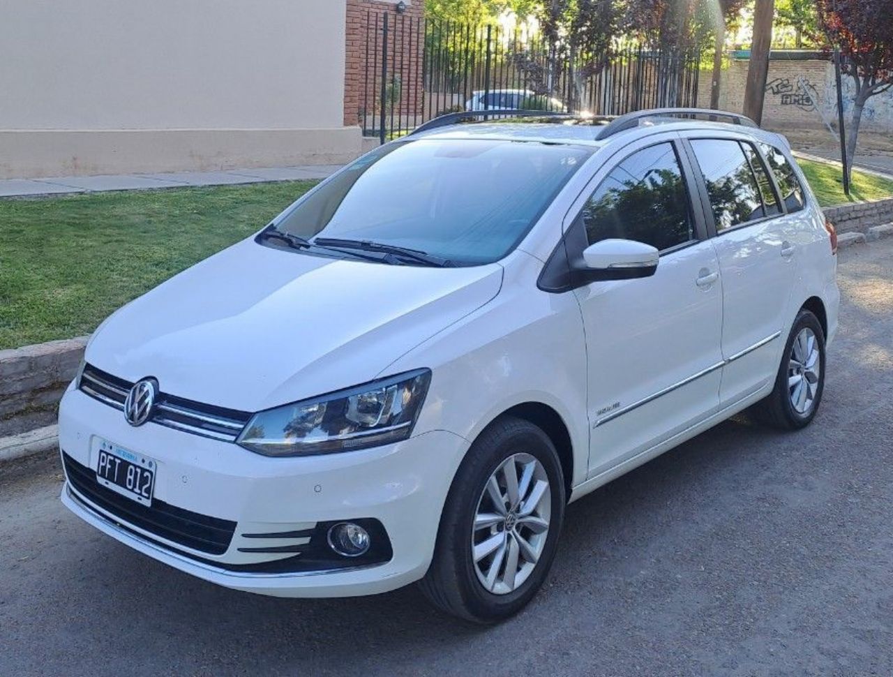 Volkswagen Suran Usado en Mendoza, deRuedas