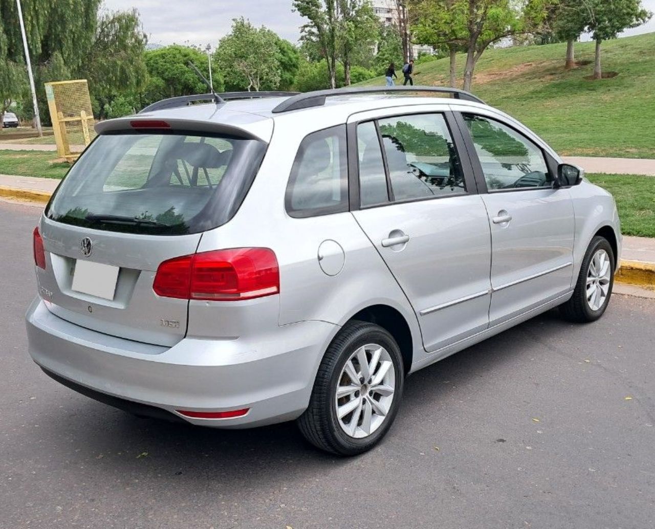 Volkswagen Suran Usado Financiado en Mendoza, deRuedas
