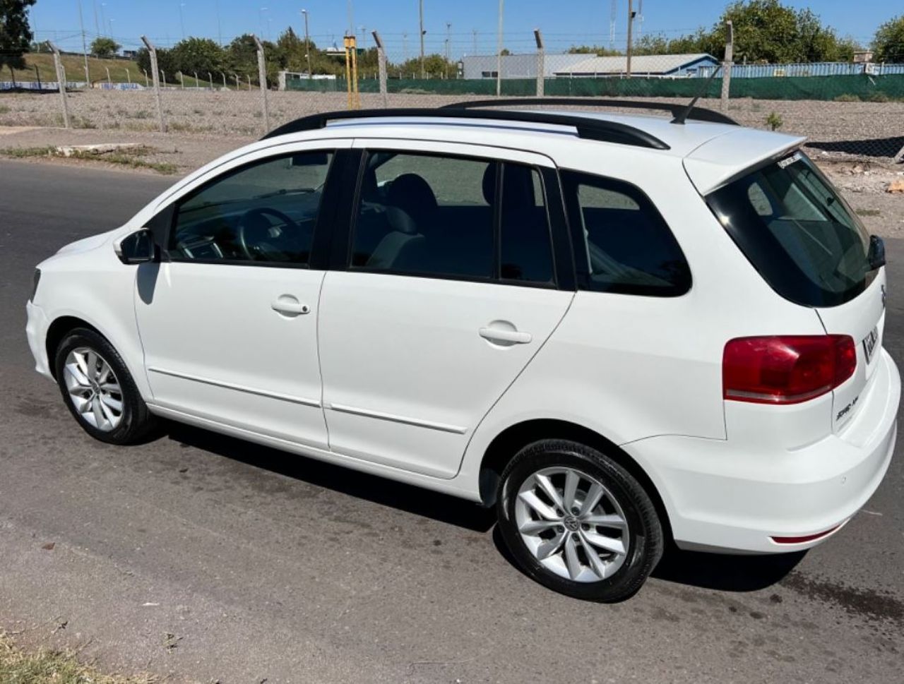Volkswagen Suran Usado Financiado en San Juan, deRuedas
