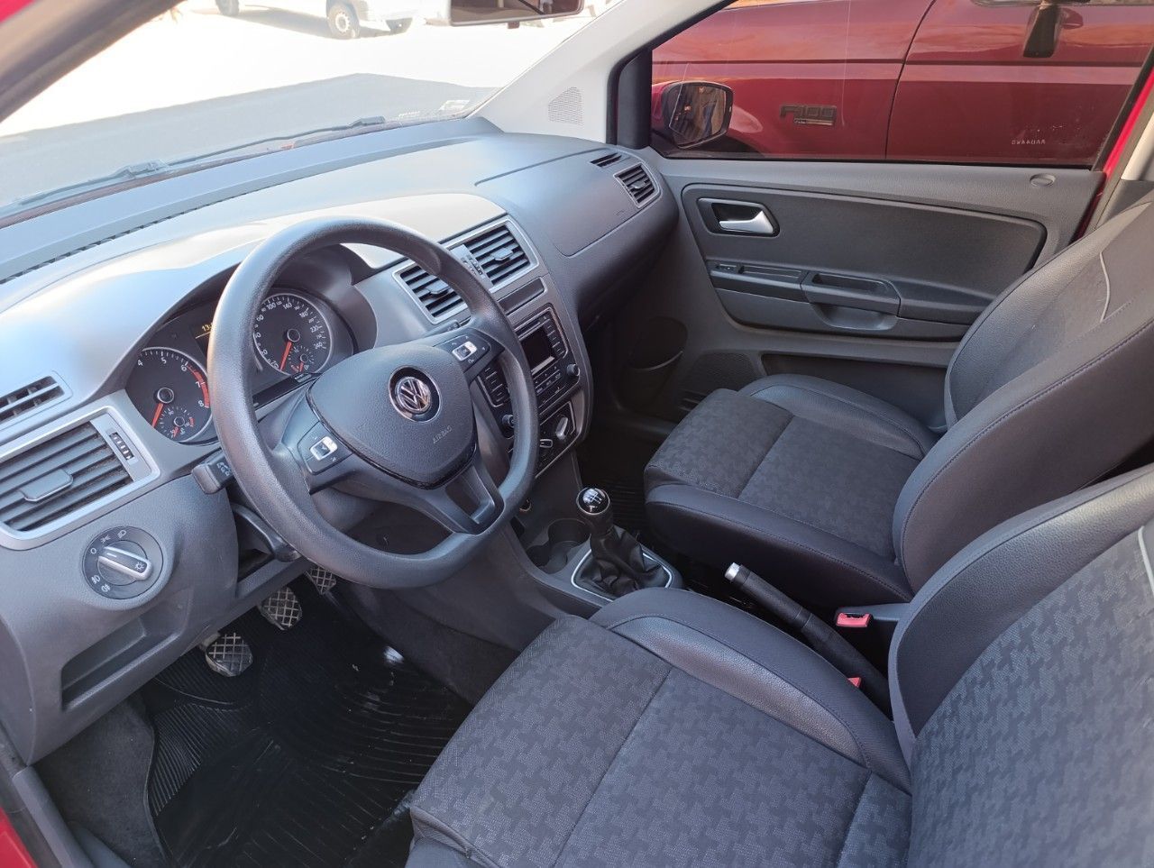 Volkswagen Suran Usado Financiado en Mendoza, deRuedas