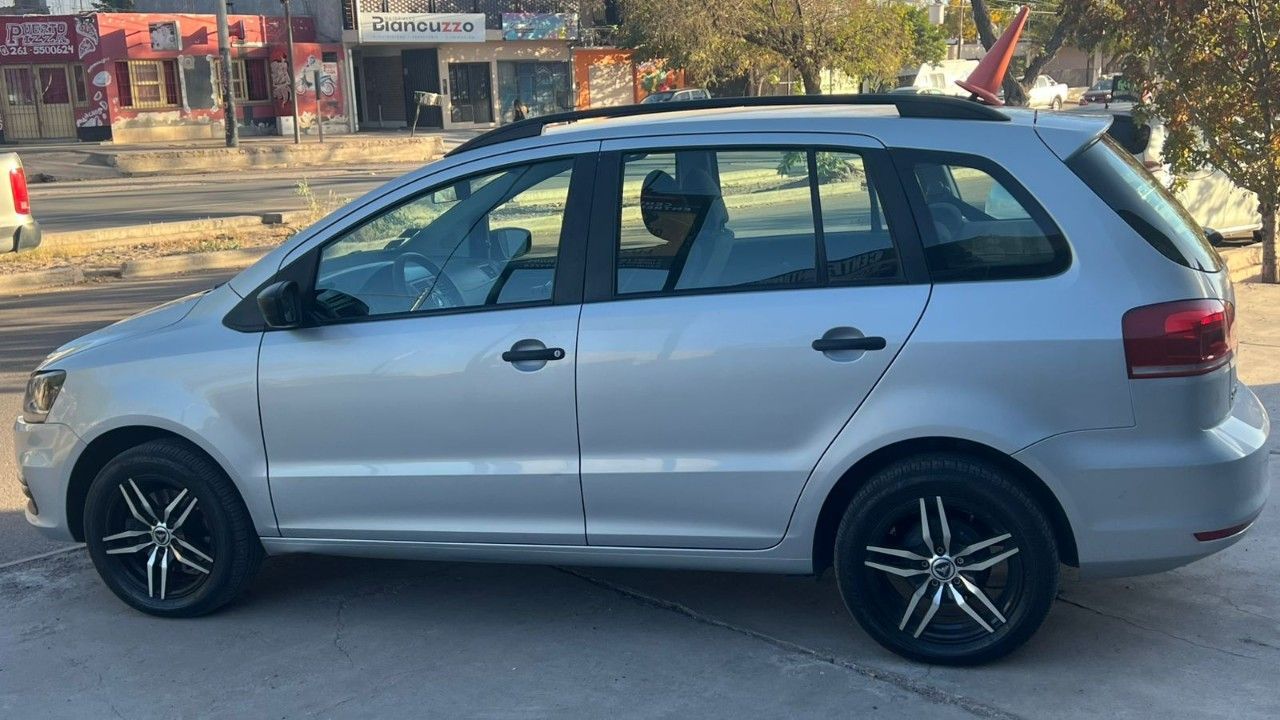 Volkswagen Suran Usado Financiado en Mendoza, deRuedas