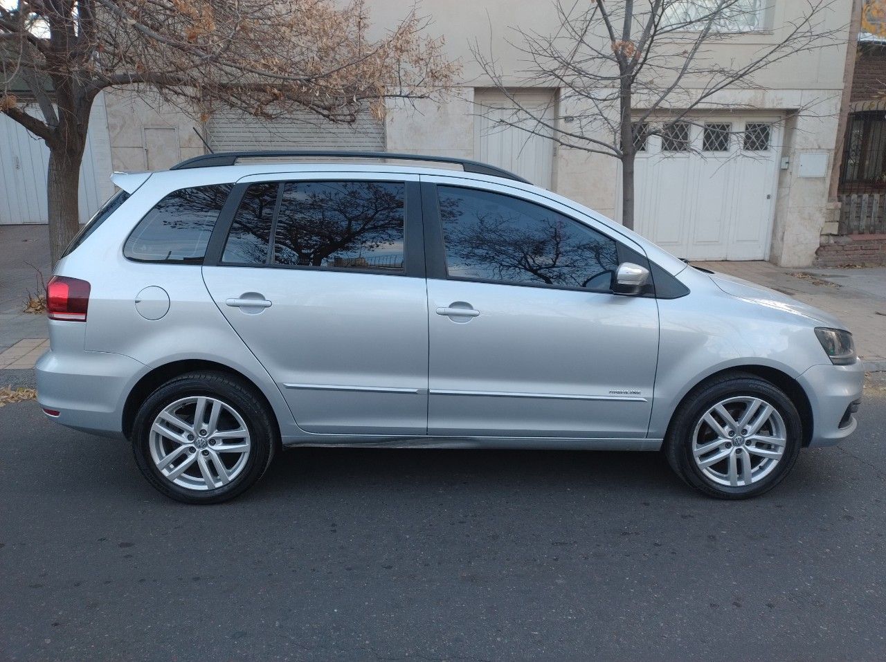 Volkswagen Suran Usado en Mendoza, deRuedas