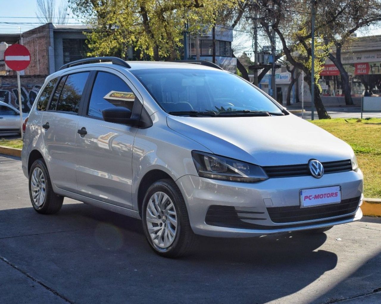 Volkswagen Suran Usado Financiado en Mendoza, deRuedas
