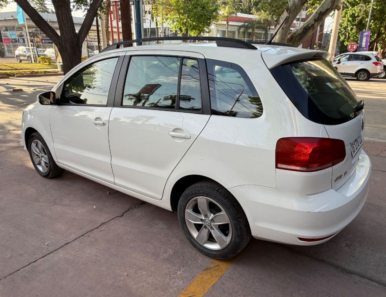 Volkswagen Suran Usado en Mendoza, deRuedas